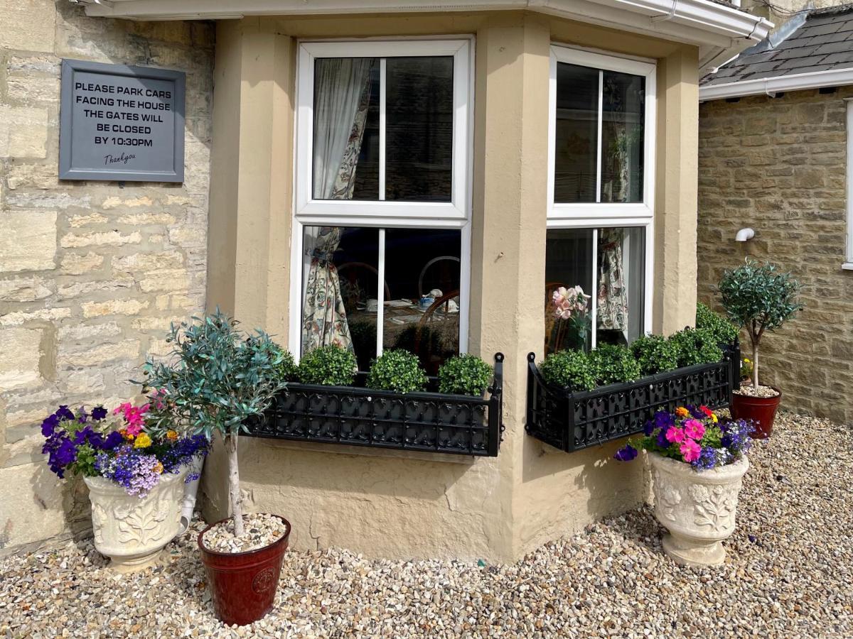 Apsley Villa Guest House. Cirencester Eksteriør billede