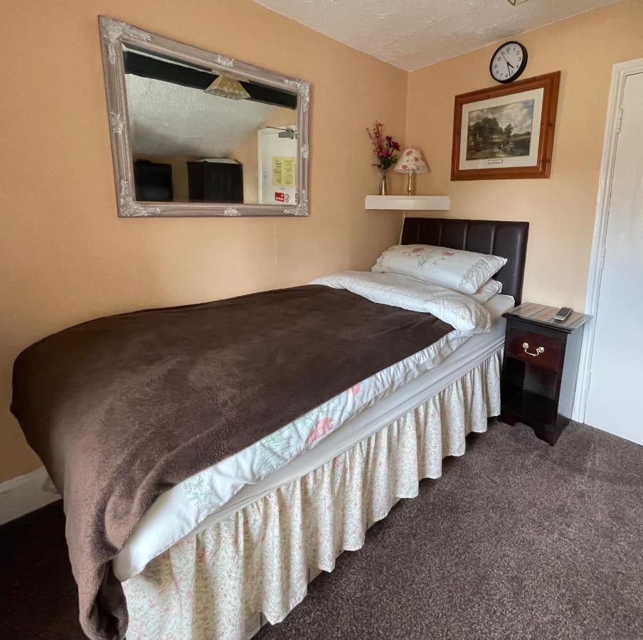Apsley Villa Guest House. Cirencester Eksteriør billede