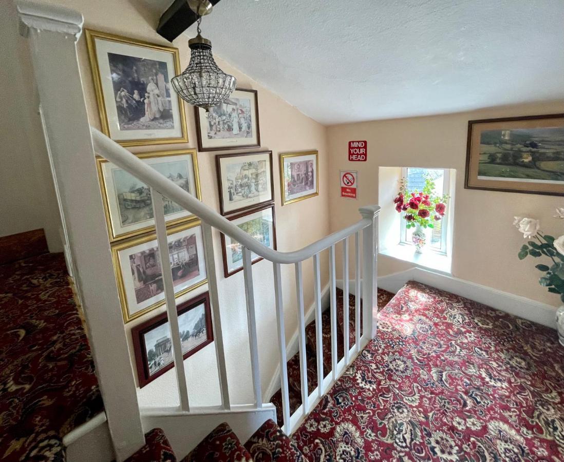 Apsley Villa Guest House. Cirencester Eksteriør billede